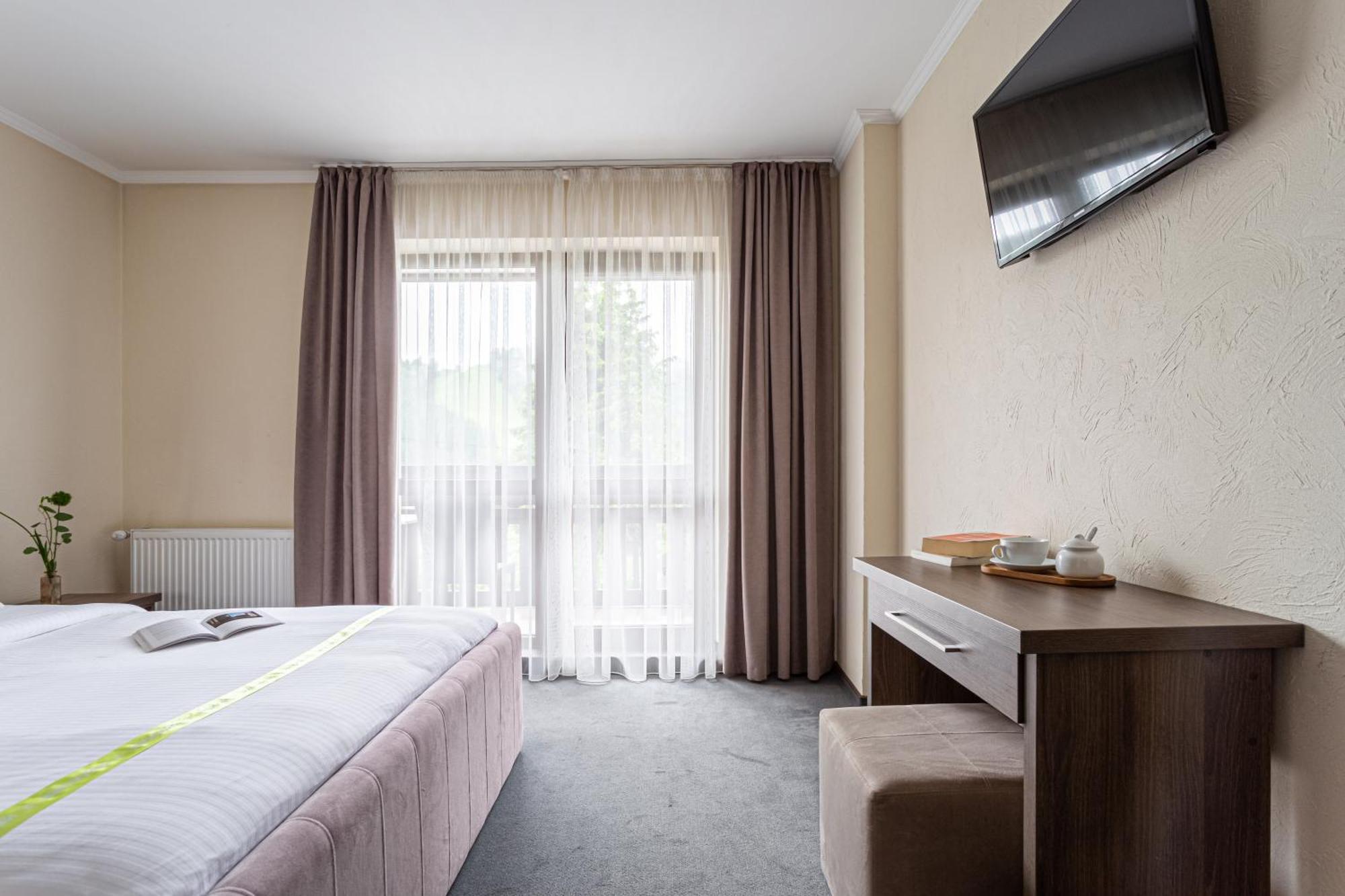 Graal Resort Bukovel Eksteriør billede