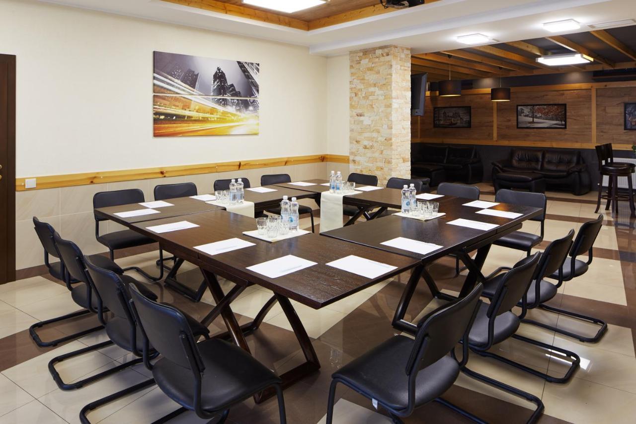 Graal Resort Bukovel Eksteriør billede