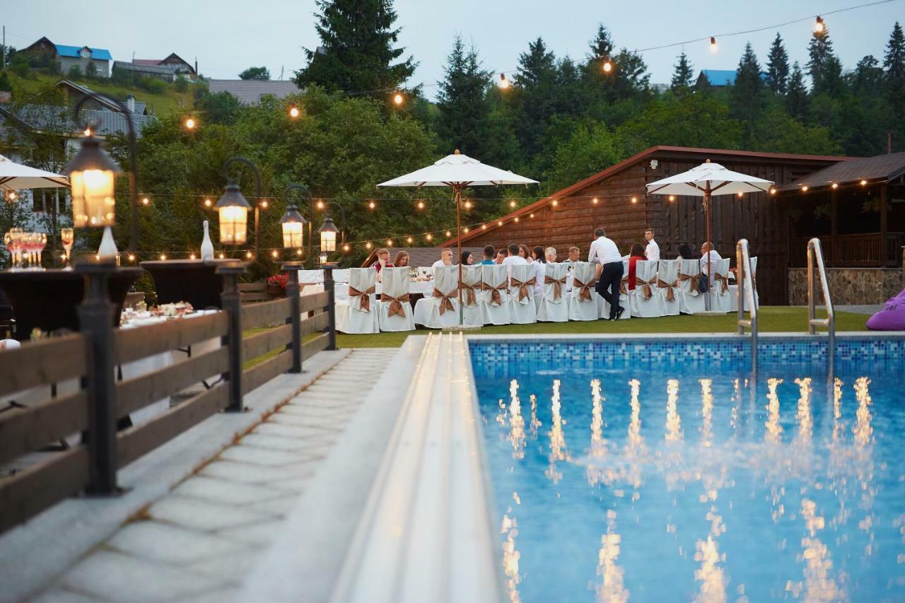 Graal Resort Bukovel Eksteriør billede